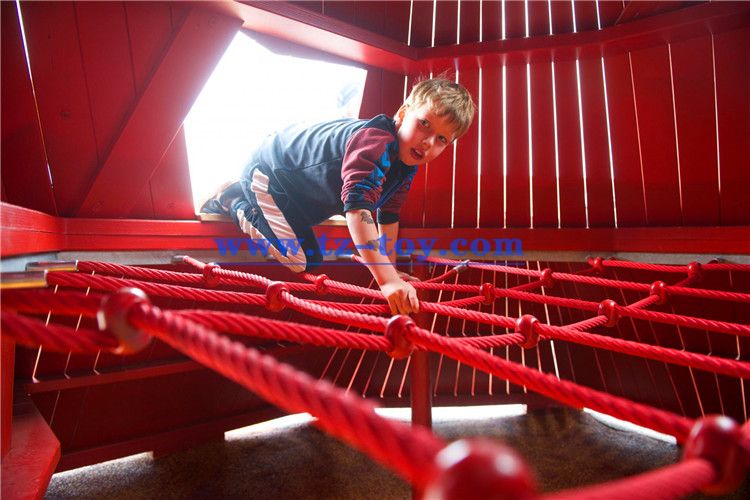 無(wú)動(dòng)力游樂(lè )設備廠(chǎng)